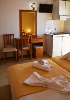 Polizotou Rooms - 2