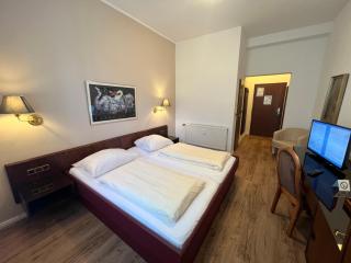 Central Hotel - Worms - 7