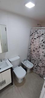 Luminoso y excelente ubicación con cochera - 2