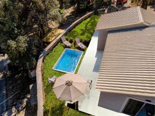 Euphoria Suites Palaiokastritsa - Paleokastritsa - 2