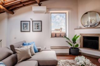 Georgia Modern Panoramic Penthouse with Elevator - 6