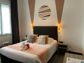 Hotel de France Citotel - Rochefort - 1