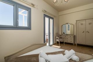 Harites Luxury Homes - Adamantas - 4