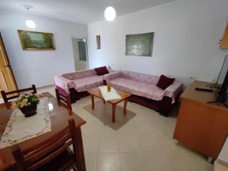 Aris Apartment - Sarandë - 5