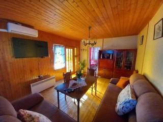 Etno House Mira - Virpazar - 0