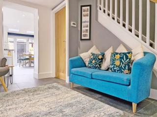 Four Priory Road, Chichester - Chichester - 3