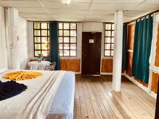 HOTEL BACKPACKERS RIO DULCE - Rio Dulce - 3