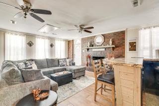 Spacious Charleston Home Only 3 Mi to Folly Beach - Charleston - 5