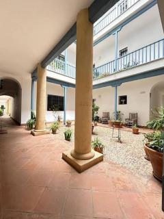 Hispalis patio Casa de Pilatos - Seville - 5