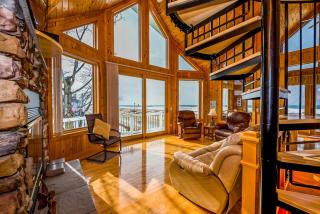 Sunset Kisses- Beachfront Luxury vacation rental - 9