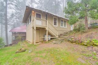 8 Mi to Yosemite National Park Cabin with Fire Pit - Oakhurst - 8