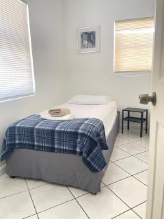 Ludge by Miami Airport - 6