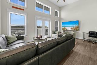 Completely Coastal Spacious townhome with Harbor views a Dock and community Pool - Fort Walton Beach - 1