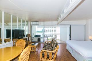 Ilikai Tower 1127 Yacht Harbor View 1BR - Honolulu - 7