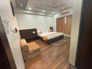 Hotel Rasika Inn - Shegaon - 5