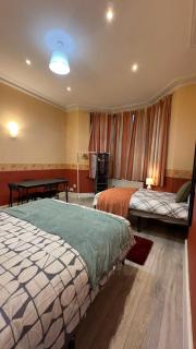 25 Minutes to Central London Rooms 35 - Londra - 7