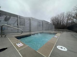 'Woodhaven Hideaway' indoor pool, hot tub - South Haven - 7