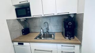 URBAN RETREAT by SujuKoto - 650m to market square - 2