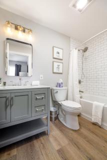 Downtown Newly Remodeled Apartment | AC | Beach | Restaurants | Breweries | Nightlife | - Traverse City - 6