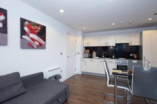 Stylish MediaCity 2Bed, Sleeps 6, Amazing Views - Manchester - 8