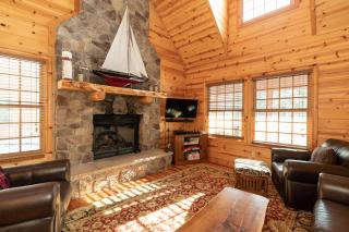 Our Get Aweigh - Cabin Retreat - private hot tub - community pool - Goshorn Lake Access - Saugatuck - 6