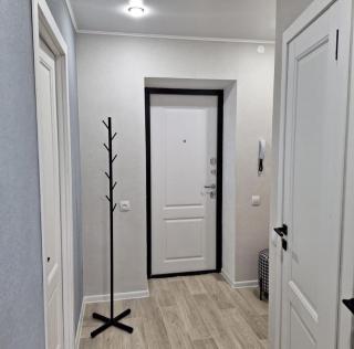 4 микрорайон, дом 30 - 1