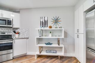 Modern Isla Del Sol Condo Walk to St Pete Beach! - 6