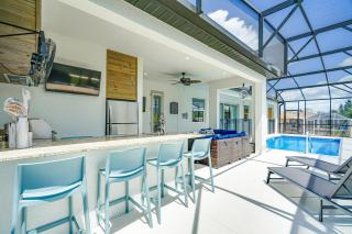 Punta Gorda Paradise Pool and Outdoor Kitchen! - Punta Gorda - 0