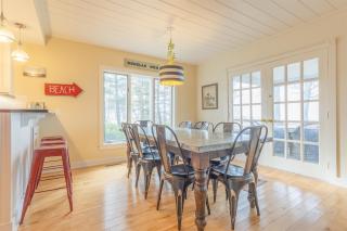 Stunning Views of Lake Michigan - Beautiful Home - Fennville - 3