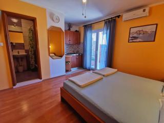 Beach apartment studio Roza Biograd - Premium location - 6