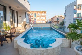 Premium Berlin with Pool - Ulcinj - 2