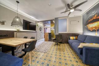 City CENTRAL Apartment Romantic Lakefront Balcony - MALCESINE - Porto Vecchio 11 - Malcesine - 6
