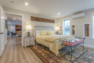Converted Blacksmith shop walking distance to downtown Douglas! - Douglas - 1