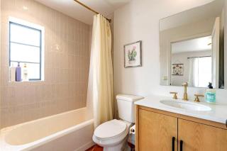 Cute & Cozy 2BR 1BA Adobe w Firepit Near UA & UMC, Low Summer Rates! - 5