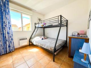 Maison Familiale dans le Domaine de la Plage avec Piscine Privée, à 200m de la Mer - Valras-Plage - 2