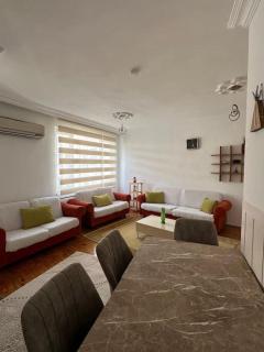 Antalya Merkezde Geniş Daire-Large apartment in Antalya center - 0