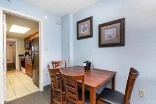 Oceanfront 1 BR Condo-Amazing Views! Perfect for 4 guests! Landmark 1438 - Myrtle Beach - 6