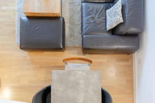 Chic 1BD Maisonette wHot Tub King's Cross! - 3