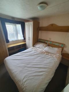 Family Caravan Sandhills 117 - Skegness - 4
