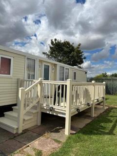 Family Caravan Sandhills 117 - Skegness - 2