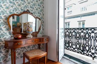 Central Lisbon Vintage & Modern Apartment - 3