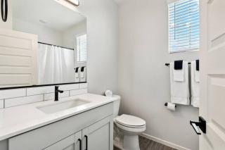 Luminous Sunrise Home in Casa Grande with Pool,BBQ - 2