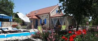 Holiday house with a swimming pool Puljane, Krka - 23038 - 8