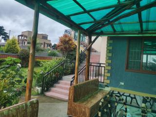 Alice Gardens & Campsite - Entebbe - 5
