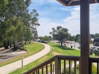 Boomerang Way Tourist Park - Tocumwal - 8