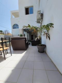 Magnifique villa standing avec piscine et jardin à Ngor Virage - Dakar - 0