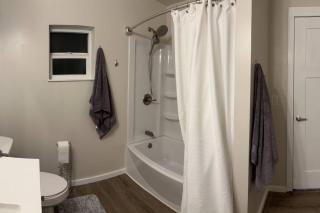 River's Edge Retreat / Close I-5 - Gold Hill - 2