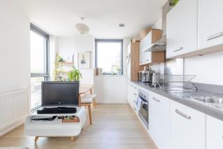 Funky 1BD High-Rise Flat wCity Views Angel! - Londra - 3