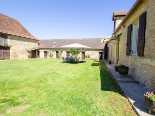 Gîte familial avec jardin dans un ancien corps de ferme au cœur de la Dordogne - FR-1-616-374 - Saint-Chamassy - 1