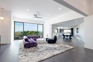 Camelback Mountain Mansion - Micro-resort, Views, Golf, Heated Pool, Game Room - Phoenix - 9